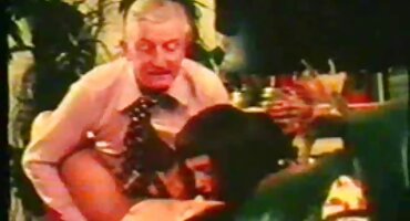 sophie raín sex Al Kent sia kent được fucked bởi một chàng trai da đen nam nhi trong ass cho một cơ hội để liếm âm hộ mịn phim ses màng của cô.